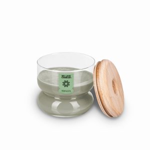 007_WeLoveCandles_Khaki_S_SpruceForest.jpg