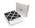 Poduszka-dekoracyjna-prezent Clover Black White