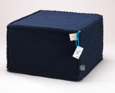 Sitzpouf in Handarbeit gestrickt Comfortable Flat dark blue